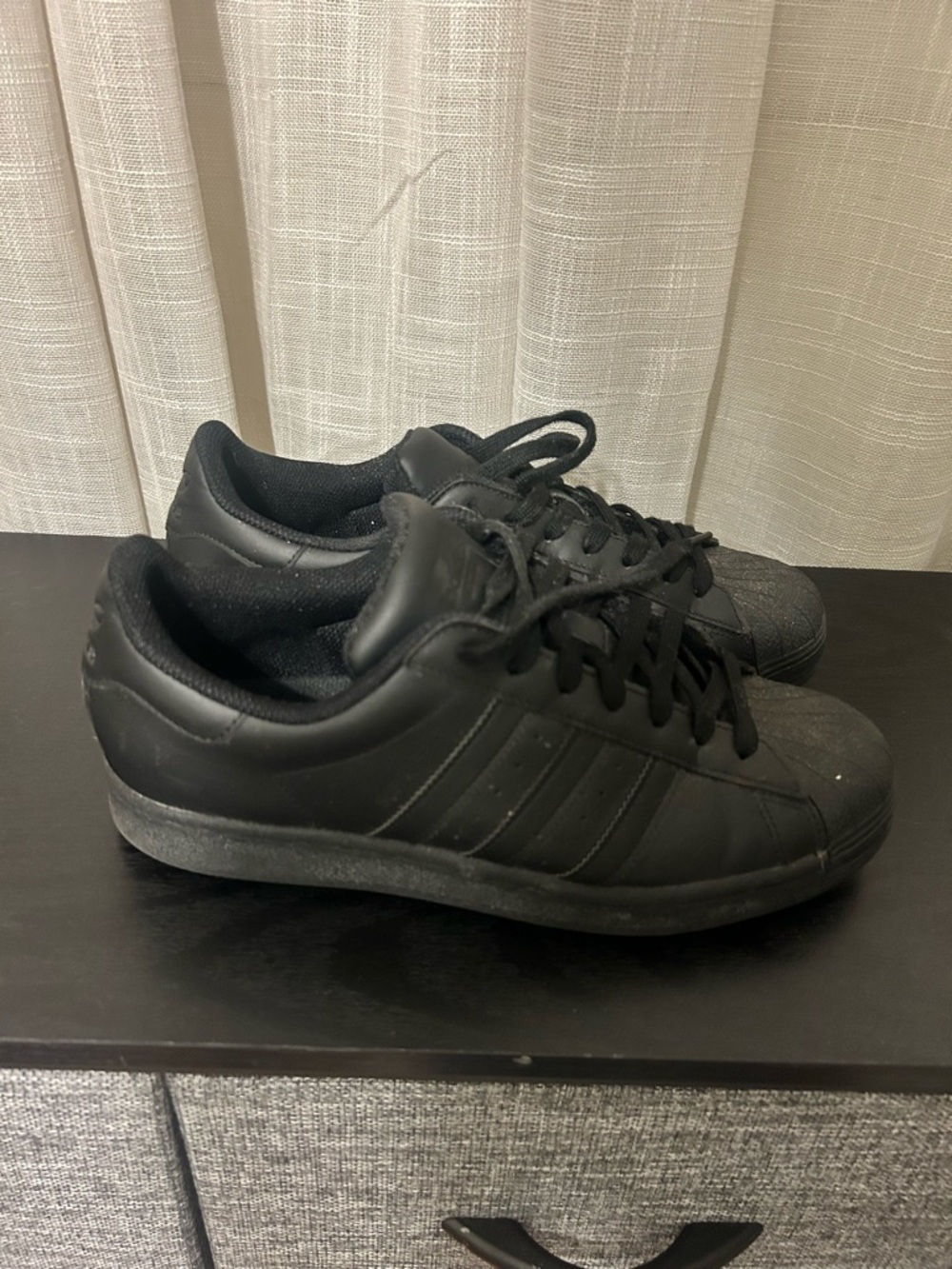 Men’s Adidas Shoes Size 9